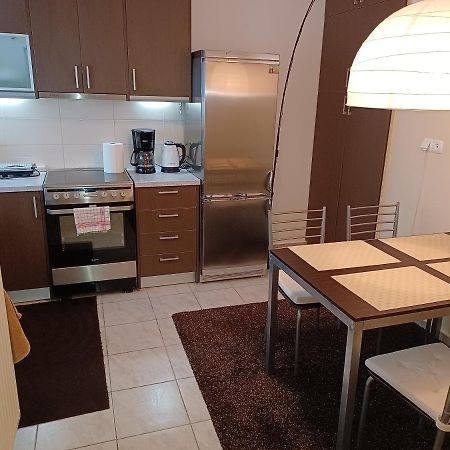 Central Apartment Ioannina Luaran gambar